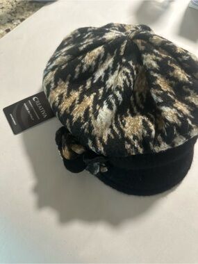 Patterned Beret with Bow Accent Creativa Italy Houndstooth Plaid Wool cap